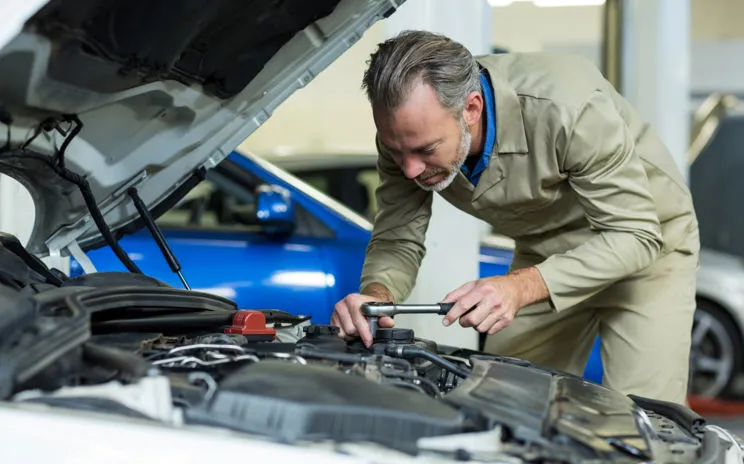 Tagliando auto in officina & gommista emat